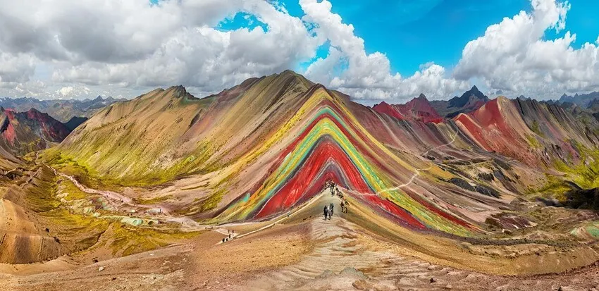Rainbow Mountain 1 day Hike 
