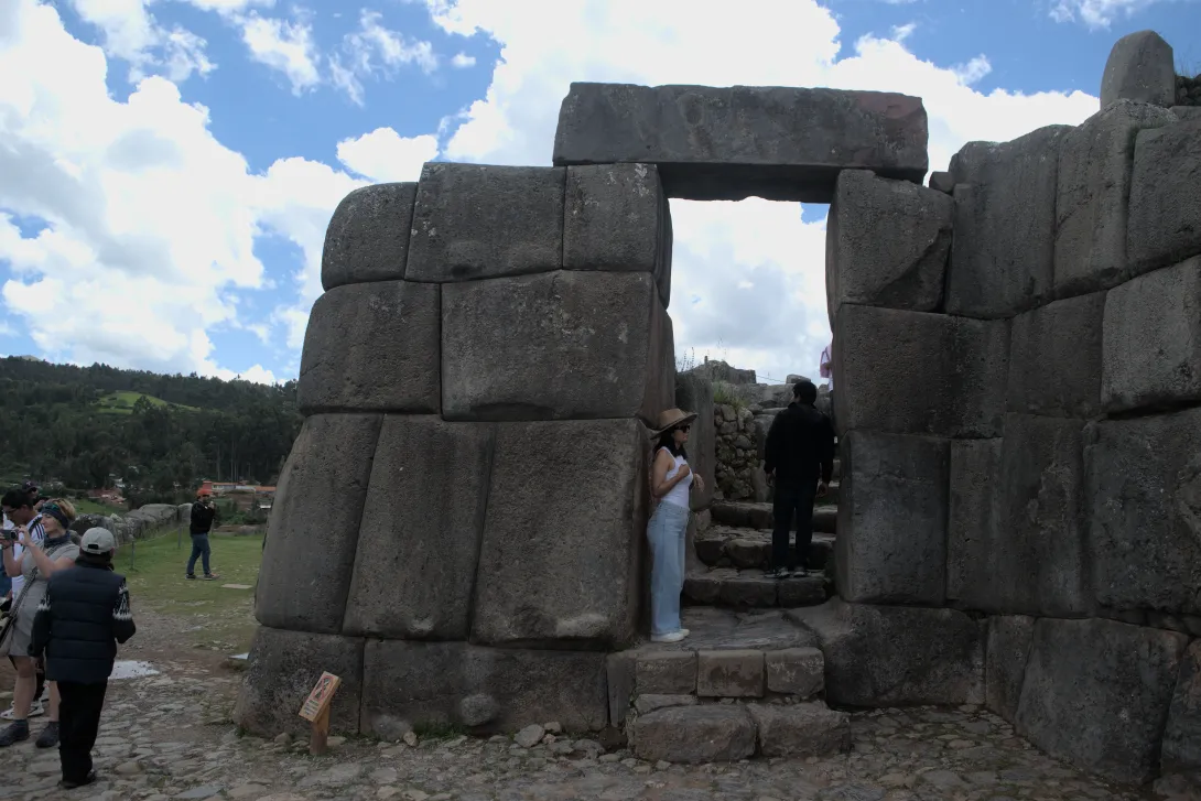 sacsayhuaman