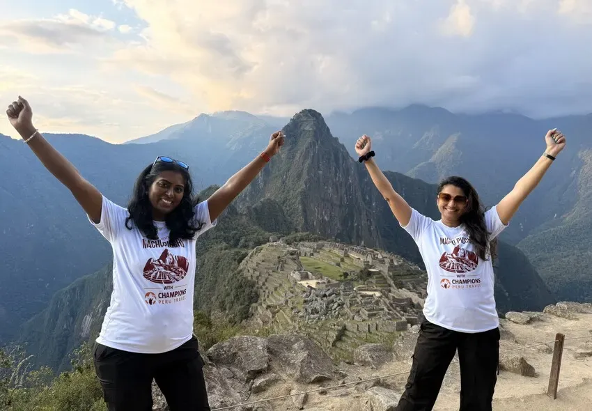 Short Inca Trail Hikers at Circuit 1 